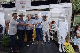 Agricultura familiar da Bahia encerra I Seminário Estadual de Apicultura e Meliponicultura e IX Seminário do Território Velho Chico mostrando sua força