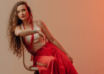 Casa da Mãe tem a volta de Mãeana, Ellen Oleria, Alana com forró cearense e Vercio, em homenagem a Chico Cesar