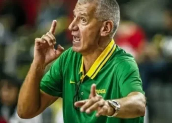 Aleksandar Petrovic renova com Seleção Brasileira de Basquete Masculino