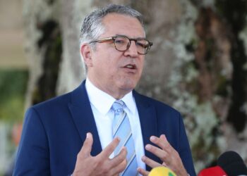 Governo faz esforço para aprovação de medidas econômicas no Congresso