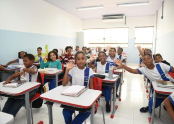 Governo Federal reconhece educação de Salvador com Selo Ouro por ações de alfabetização na idade certa