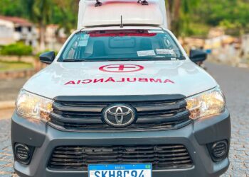Sesab entrega nova ambulância para melhorar o transporte de pacientes de Mundo Novo