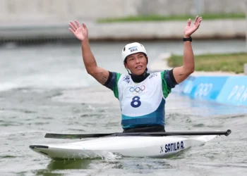 Ana Sátila supera próprio feito com 5º lugar inédito no C1 em Paris 2024