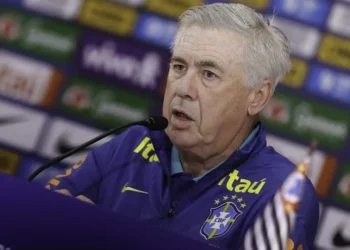Ancelotti decide não convocar Vinicius Júnior; Rodrygo e Éder Militão voltam à aparecer na pré-lista