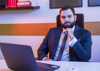 Abril Azul: Como fica a guarda de filhos autistas de pais separados?