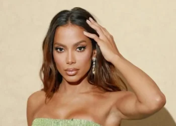 Anitta é indicada três vezes ao prêmio da MTV