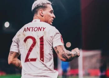 Antony pode ser emprestado a clube turco