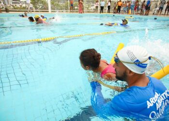 Inscrições para aulas de hidroginástica e natação na Arena Aquática Salvador começam nesta terça (10)