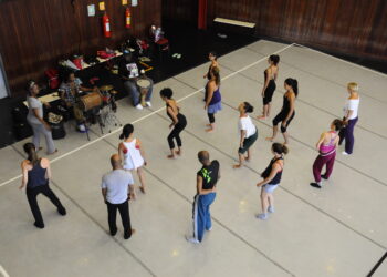 Balé Teatro Castro Alves encerra fevereiro com aulas abertas