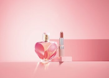 Avon celebra o Dia dos Namorados com kits presenteáveis para todos os tipos de amor