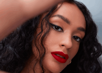 Linha de Maquiagem da Avon vence prêmio do WARC Awards Latin America