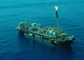 Petrobras localiza hidrocarbonetos no pré-sal da Bacia de Campos