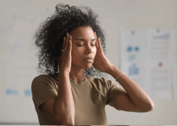 Dor de cabeça: quando o sintoma comum pode indicar algo mais sério