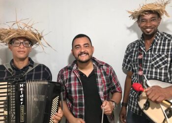 Legião Forrozeira quer contagiar a nação forrozeira do Brasil em show no Rio Vermelho