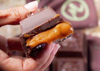 Páscoa sem açúcar, sem glúten, sem lactose e muito chocolatuda: conheça as sete criações da Mairoca para a data