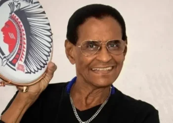 Bira, do Fundo de Quintal, é internado no Rio de Janeiro