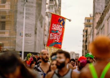 Bloco da Praça celebra 40 anos de axé music desfilando pelas ruas do Centro Histórico