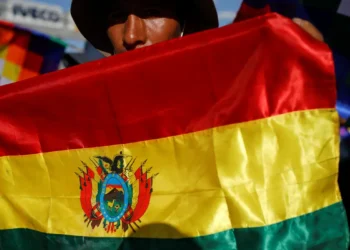 Bolívia: direita lidera pesquisas para presidência após 19 anos