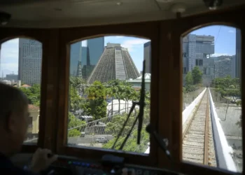 Bonde de Santa Teresa estende horário no ramal Paula Mattos