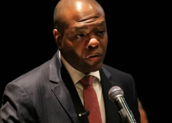 Brasil pede desculpas por perseguição a imigrantes japoneses