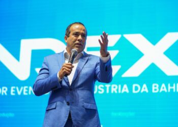 Iniciativa da Prefeitura, Treinar Para Empregar recebe homenagem durante maior evento da indústria da Bahia