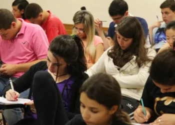 Mulheres terão pelo menos metade das vagas na segunda fase do CNU 2025