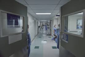 Passageiro baleado em sequestro de ônibus no Rio retorna para o CTI