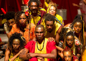 Ingressos para curta temporada de Cabaré da Rrrrraça começam a ser vendidos dia 6 de maio