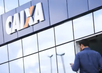 Caixa libera abono salarial para nascidos em fevereiro