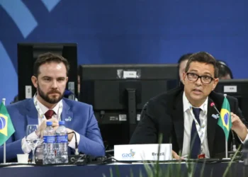 Campos Neto defende estabilidade monetária para combater a pobreza