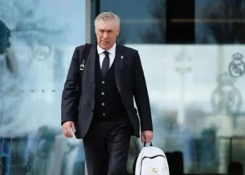 “Estamos perdendo a liga”, diz Ancelotti após derrota do Real Madrid para o Betis