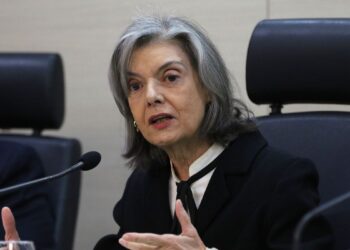 “Não é fácil para mulher chegar a qualquer cargo”, diz Cármen Lúcia