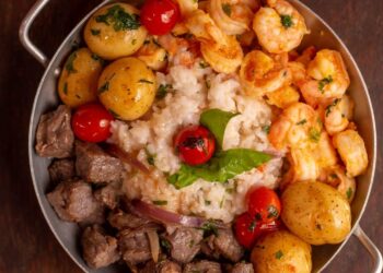 Festival Praia do Forte com Dendê celebra os resultados do concurso gastronômico “Terra e Mar” com jantar exclusivo