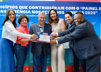 Camaçari recebe Selo de Transparência dos Festejos Juninos 2025