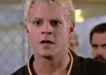 Morre astro de ‘Karatê Kid’, Chad McQueen, aos 63 anos