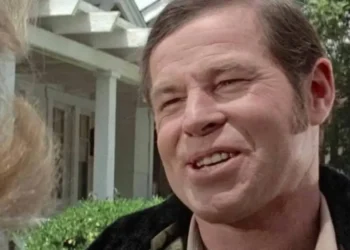 Morre Charles Cyphers, que caçou Michael Myers em ‘Halloween’, aos 85 anos