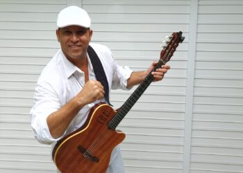 Faça turismo em sua cidade e venha curtir os shows do Palco do Cruzeiro no Pelourinho