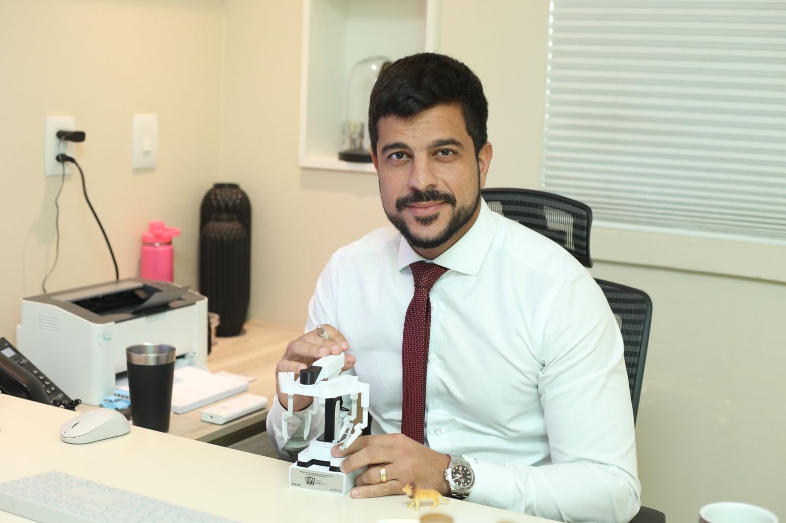 Urologista baiano é um dos seis brasileiros escolhidos para atualização em cirurgia robótica nos Estados Unidos