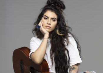 INTIMISTA: Clariana confirma novo show no Teatro Gamboa