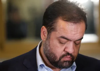 Julgamento de cassação do governador do Rio é suspenso