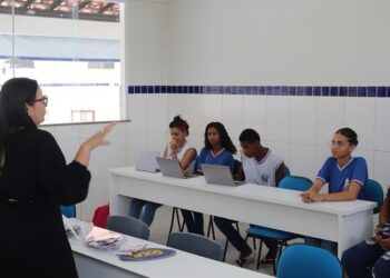Construção coletiva pela paz marca ações nas escolas da rede estadual para combate ao bullying