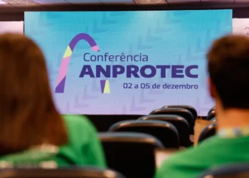 Ambiente de inovação no desenvolvimento do país é tema de encontro