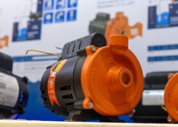 Ferreira Costa orienta consumidores sobre como economizar na conta de água