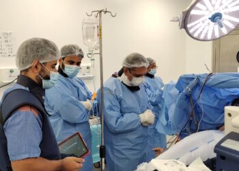 Saúde: Cárdio Pulmonar realiza cirurgia de implante cerebral que melhora sintomas em paciente de Parkinson