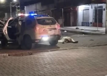 Paripe: homem é morto a tiros na praça João Martins