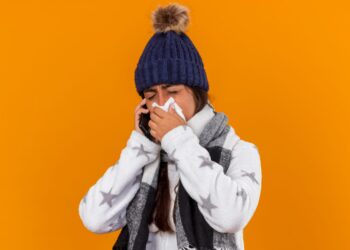 Crises de rinite e otite aumentam no inverno: saiba como evitar