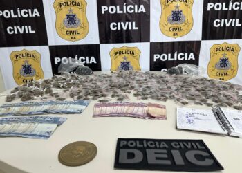 Polícia Civil apreende centenas de porções de maconha e crack na Valéria