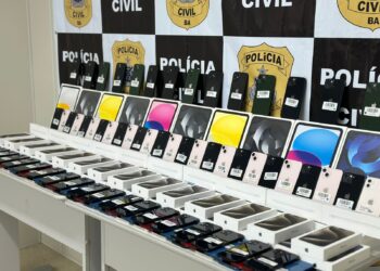 Celulares e mais de 30 aparelhos eletrônicos são apreendidos