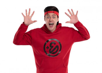 Com milhões de seguidores, youtuber Enaldinho se apresenta no Armazém Convention   com espetáculo “Enaldinho em O Mistério do Circo”