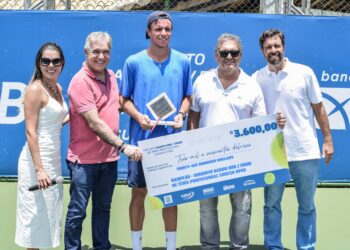 Cazaque Dmitry Popko conquista, em Feira de Santana (BA), seu quarto título na temporada